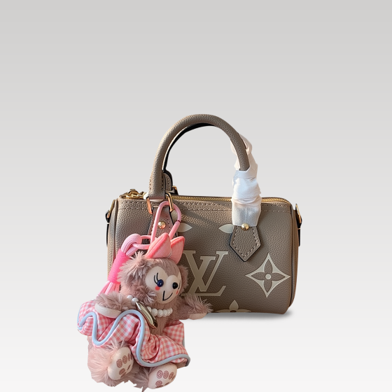 Louis Vuitton16cm pillow bag